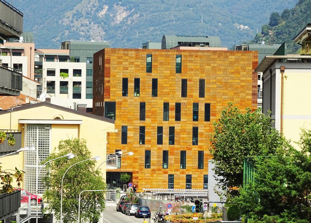 Victoria Hotels Carso Camnago Volta Экстерьер фото