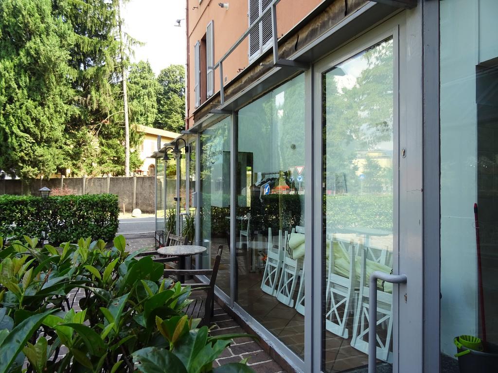 Victoria Hotels Carso Camnago Volta Экстерьер фото